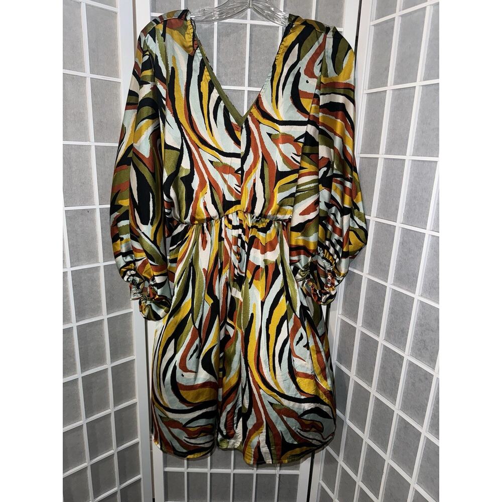 Jodifl Dress Womens Small Multicolor Abstract Stripe Satin Swing 3/4 Sleeve